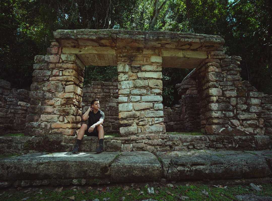 Location, Location, Location: Backdrops That Tell a Story