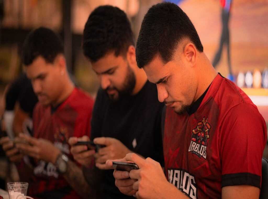 esports team strategies
